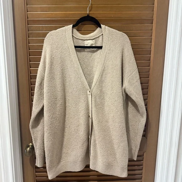 Altar'd State Cream Button-Front V-Neck Cardigan - Picture 1 of 5